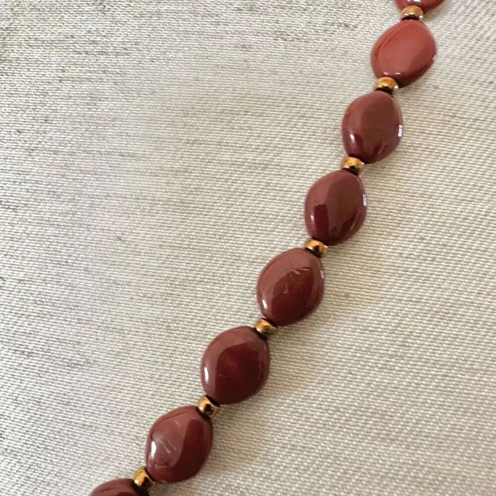 Red jasper necklace - Picture 2 of 8